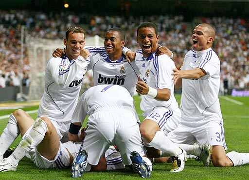 斯洛伐克主帅：意大利拿过六连胜却要去附加赛，这太荒谬了