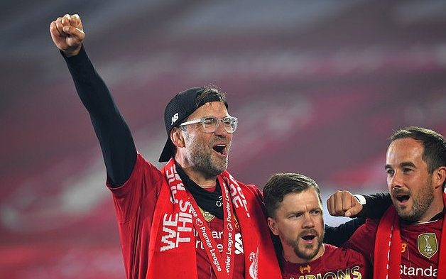 坎塞洛：若赢得世界杯会脱下国家队战袍；未来希望回到本菲卡