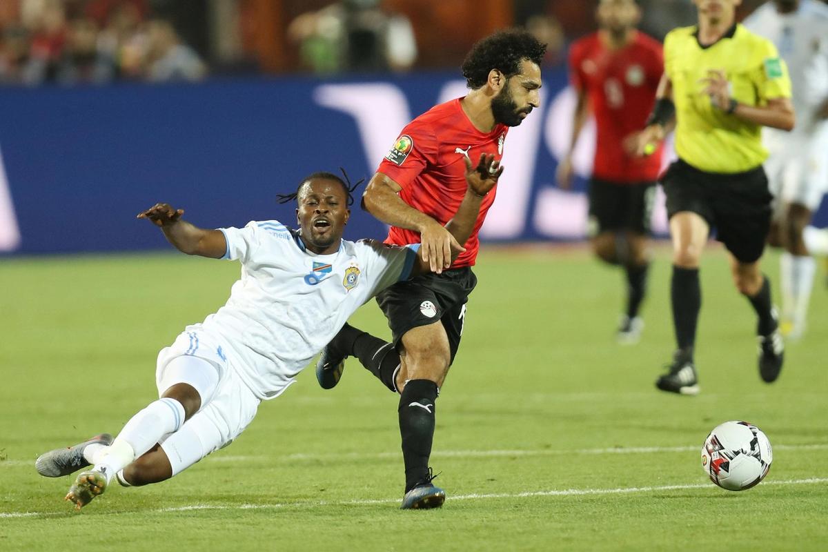 高开低走！哈登空砍23分11助&下半场仅8中1