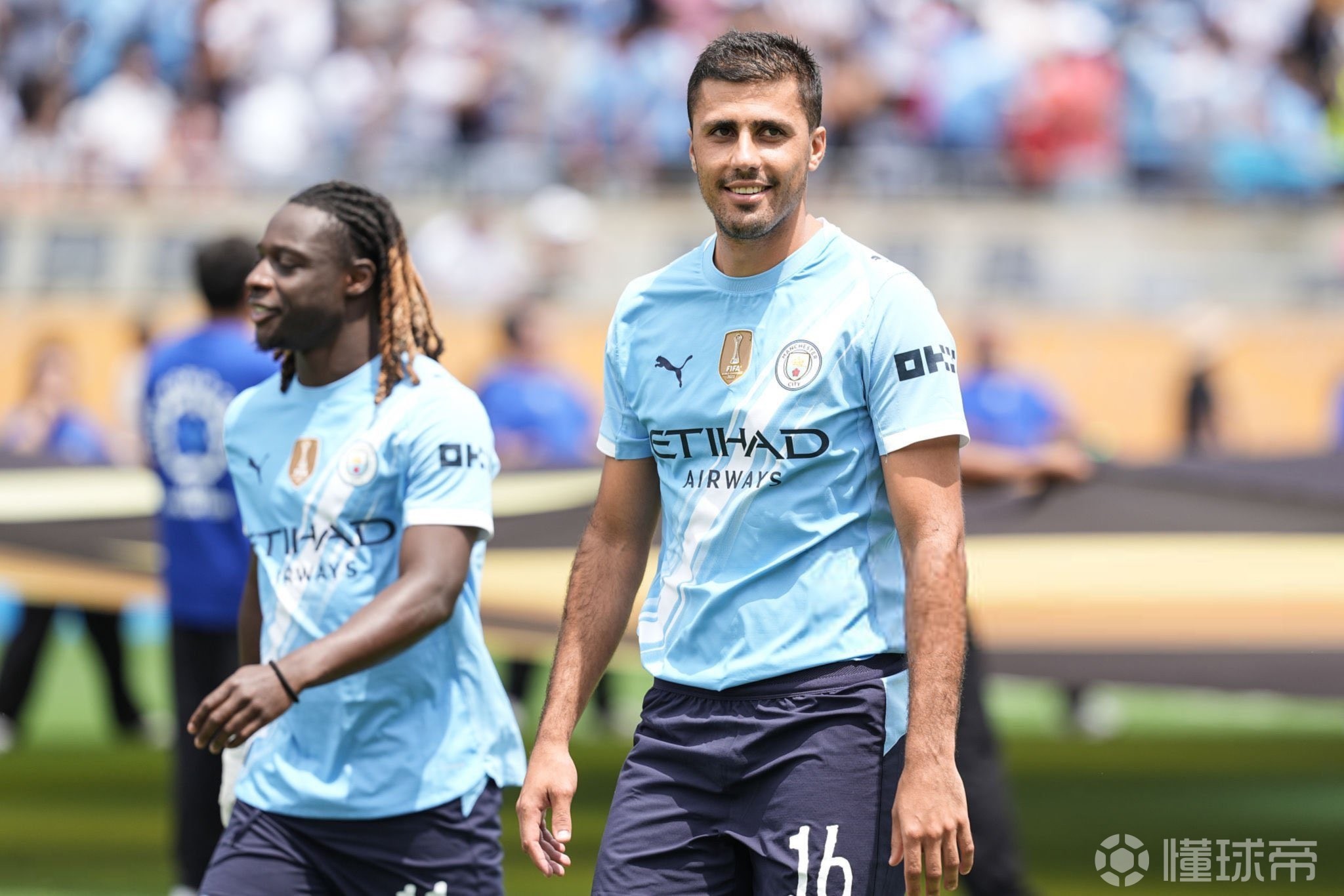 奇葩，印度超级杯球员因内裤颜色违规在赛前被罚下