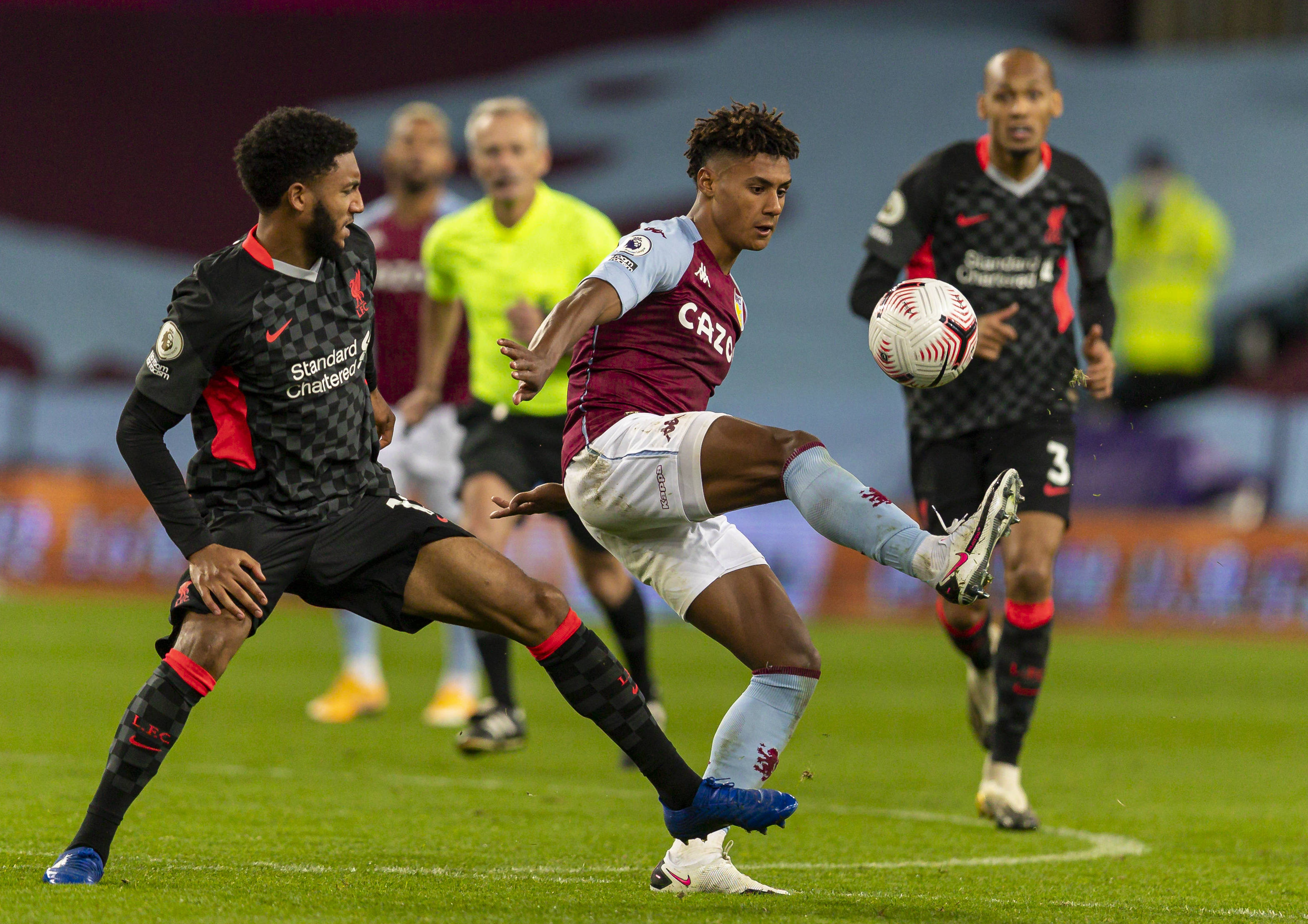 吕文君庆祝夺冠：是海港的三连冠，更是上海的三连冠