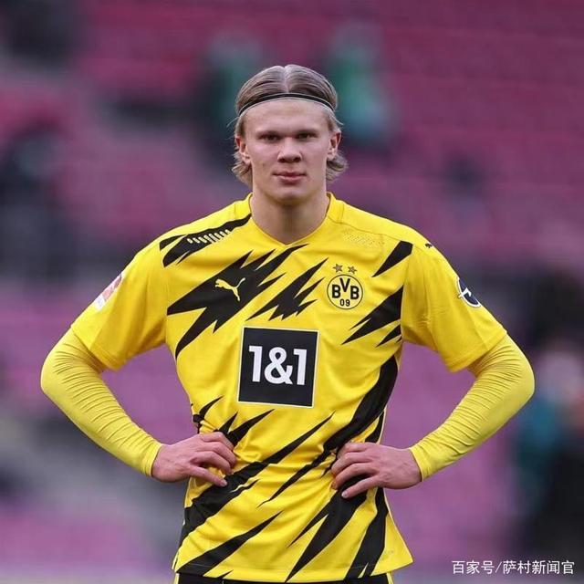 名宿：阿克利乌什须谨慎选下家，枪手巴黎多特都可能签他