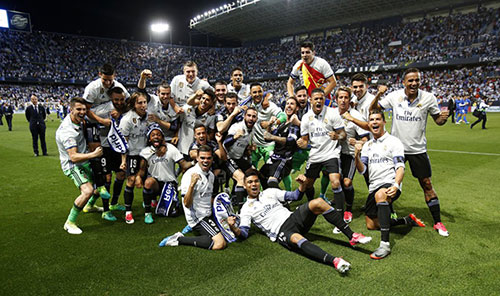 安东尼奥：王钰栋身体和精神都很疲劳，我们决定让他休息