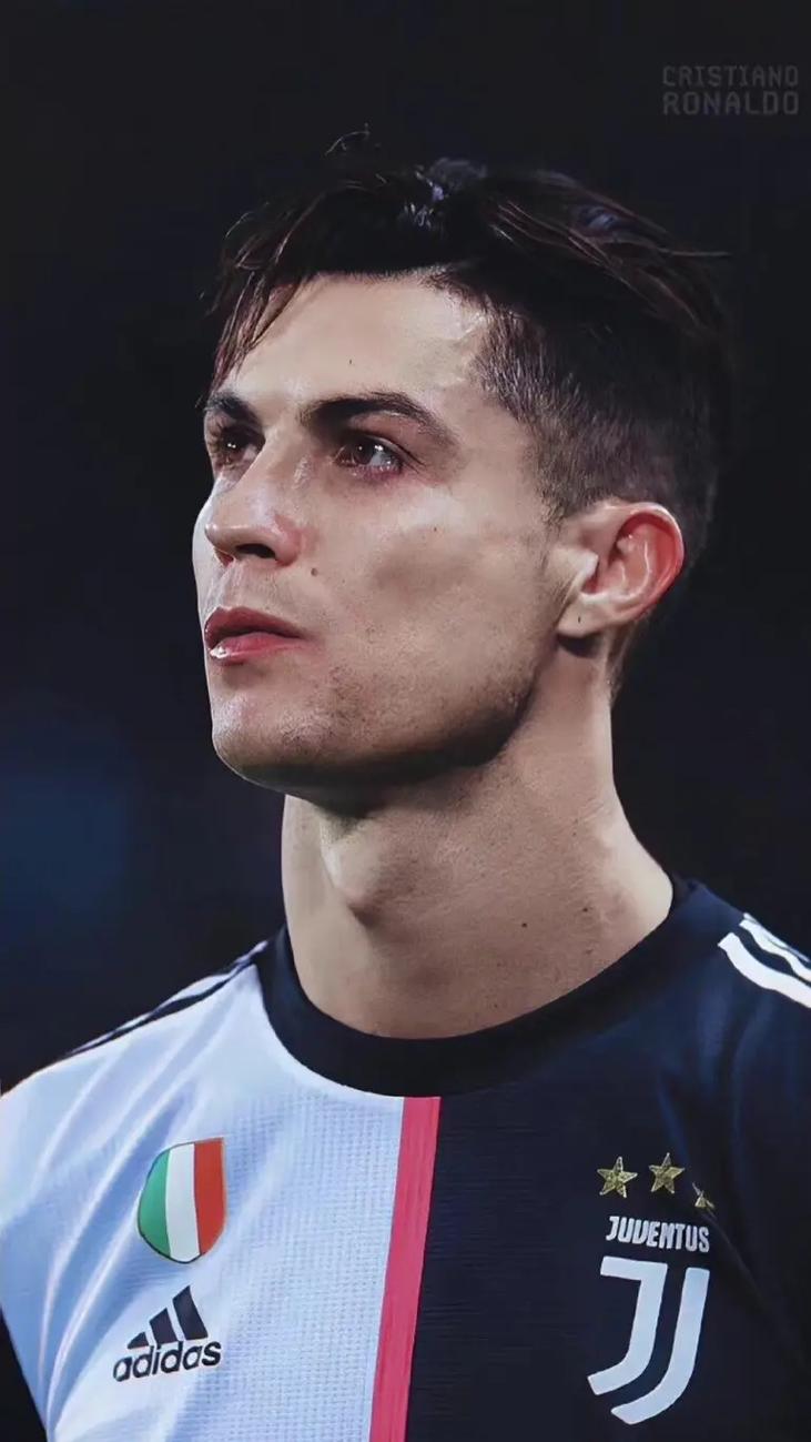 湖人詹姆斯关键三分带队取胜太阳