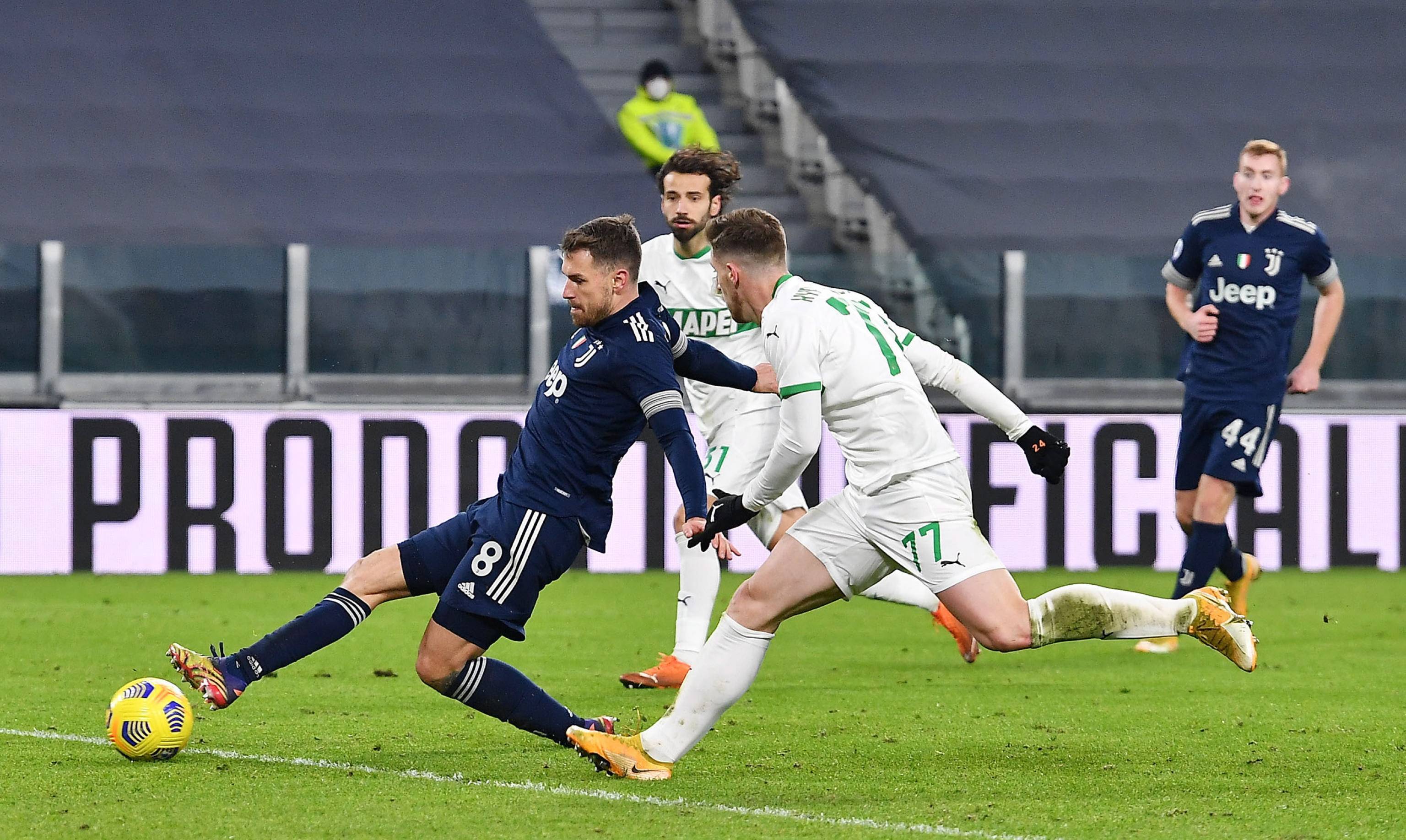 半场战报：柏林联合1-0海登海姆，拉尼-赫迪拉建功